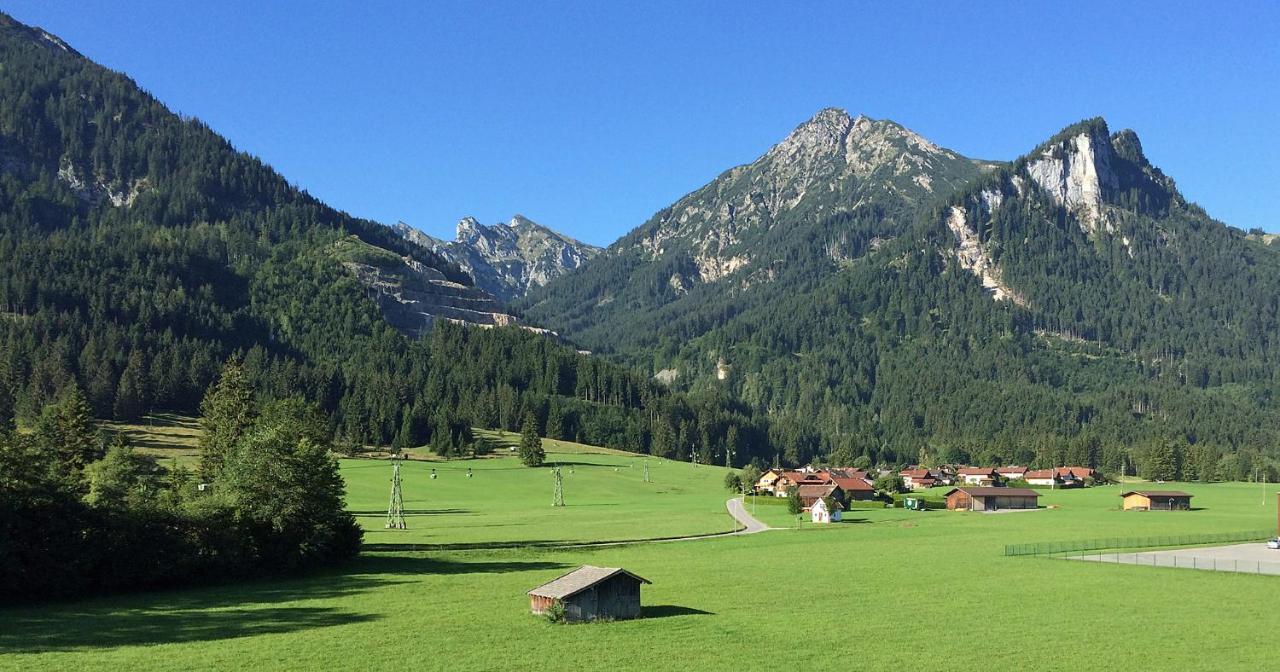Alpenchalet Vils Tirol ภายนอก รูปภาพ