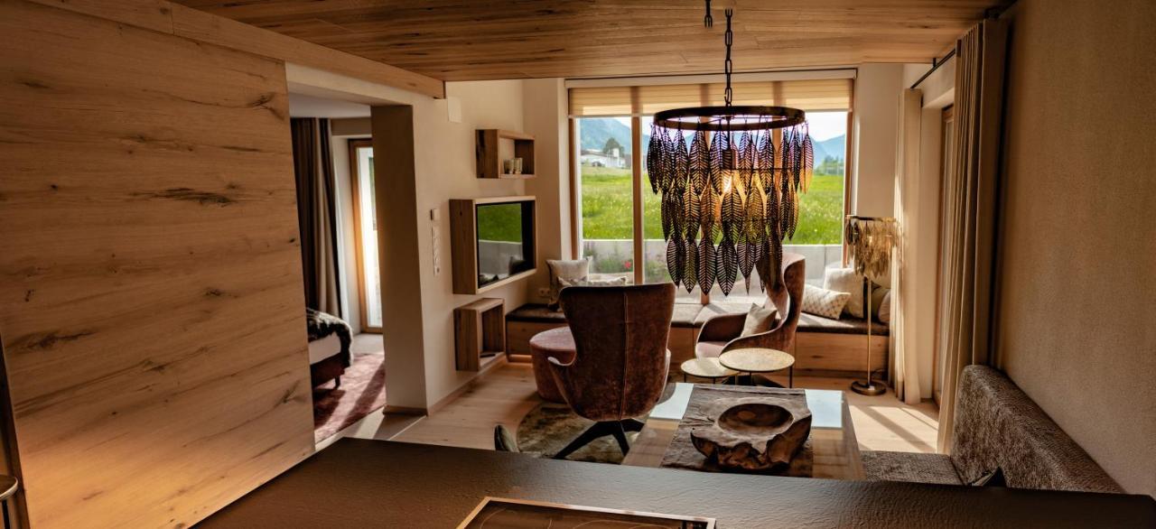 Alpenchalet Vils Tirol ภายนอก รูปภาพ
