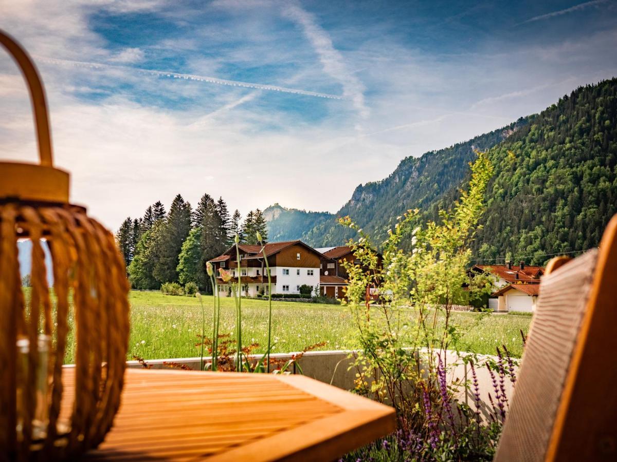 Alpenchalet Vils Tirol ภายนอก รูปภาพ